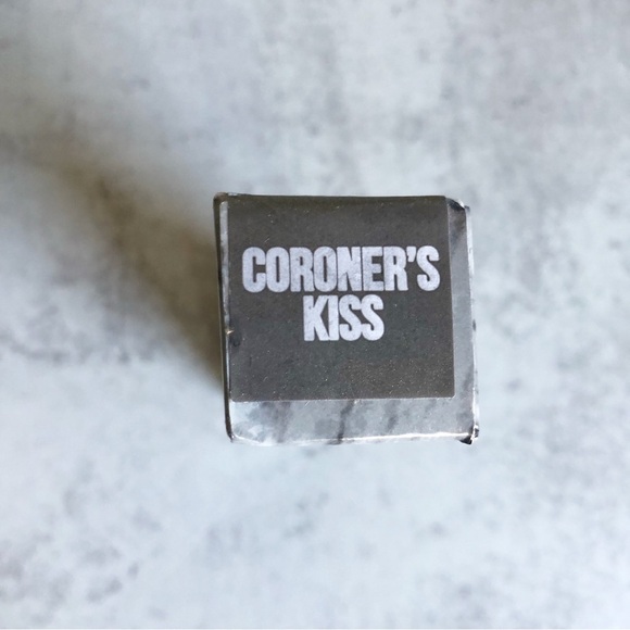 Jeffree Star The Gloss Coroner’s Kiss NIB - Picture 4 of 6